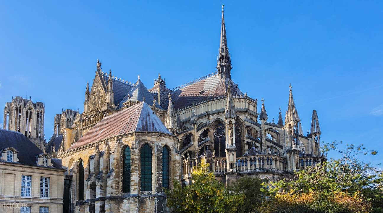 巴黎汉斯reims香槟酒庄一日游,走访庄严汉斯圣母院reims cathedral