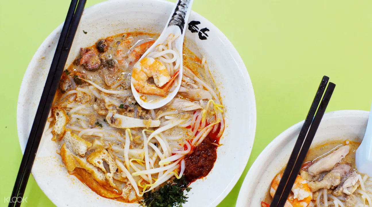 馳名結霜橋三輪車叻沙新加坡