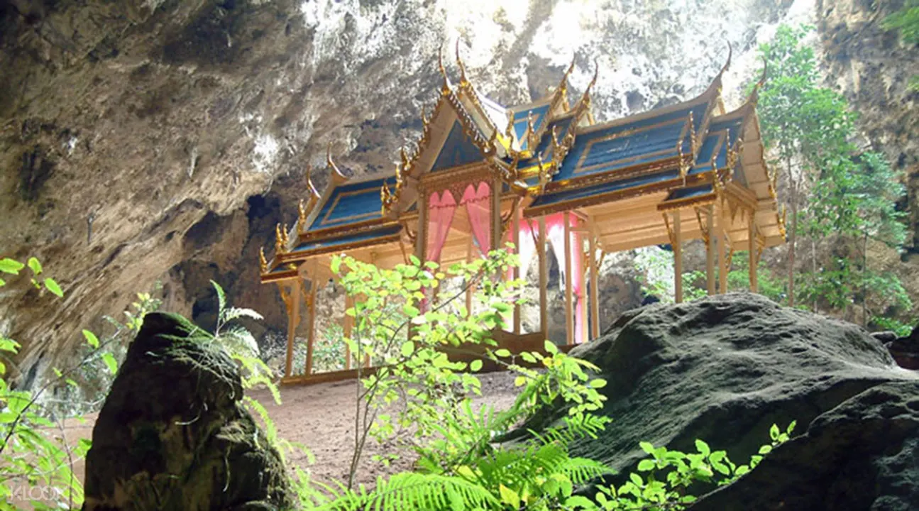 華欣三百峰皇家建築