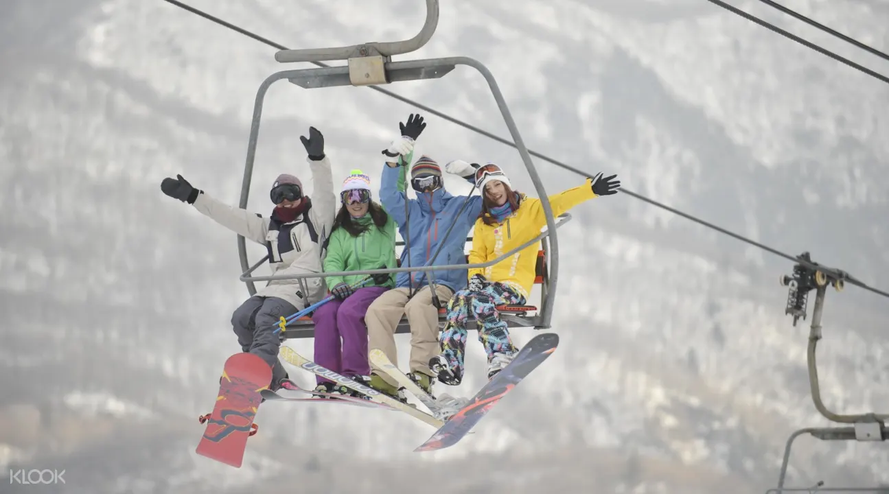 日本琵琶湖山谷滑雪場一日遊（含接送）（大阪／京都出發）