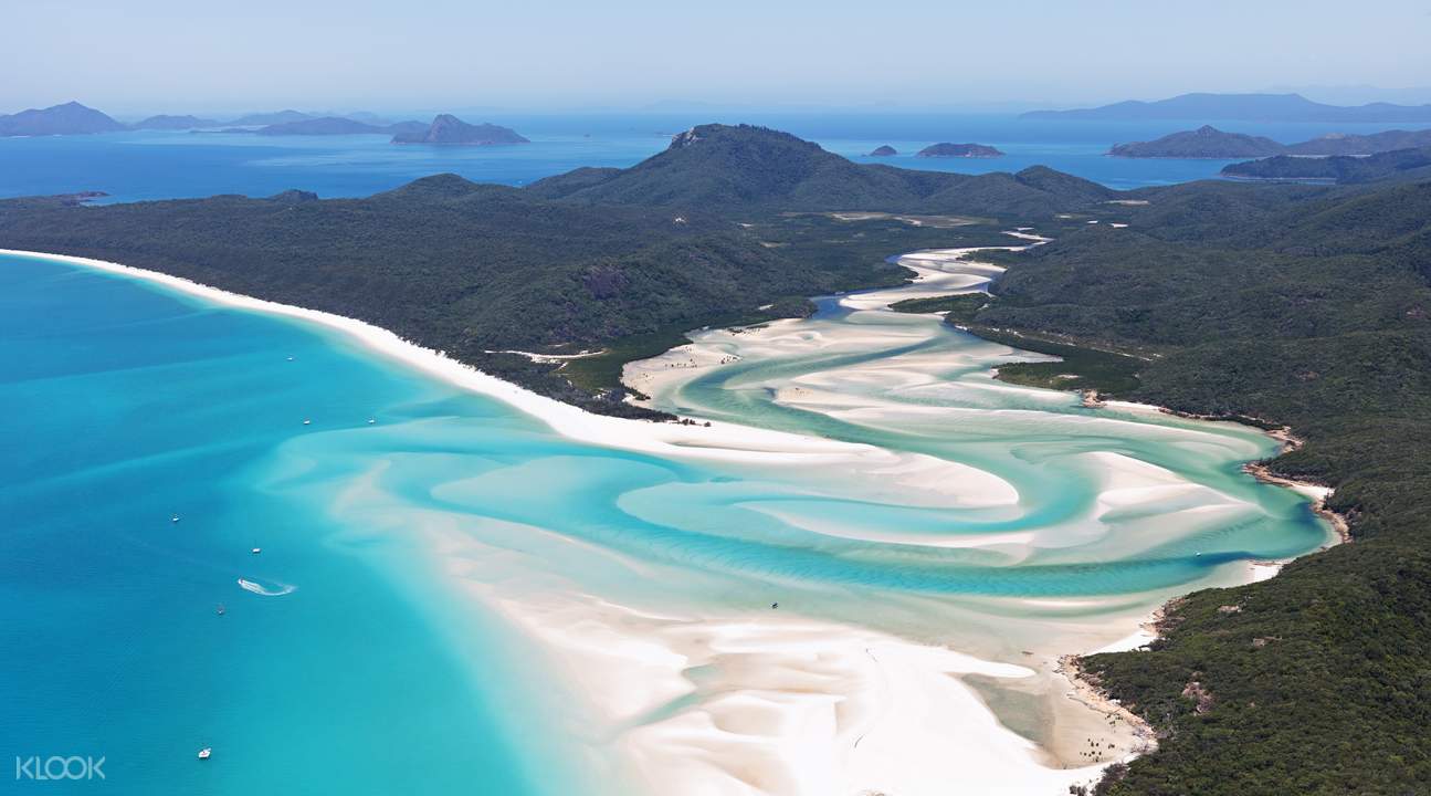 Rafting Tours to Whitehaven Beach from Airlie Beach