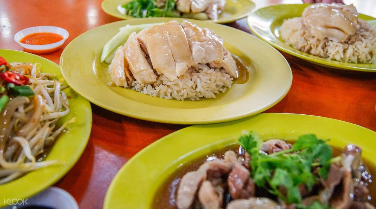 [SALE] Savor Tian Tian Hainanese Chicken Rice at Maxwell Food Centre ...