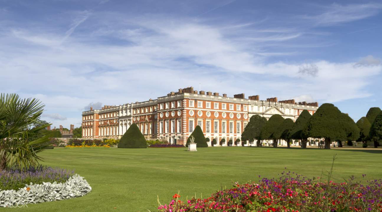 Hampton Court Palace Ticket in London