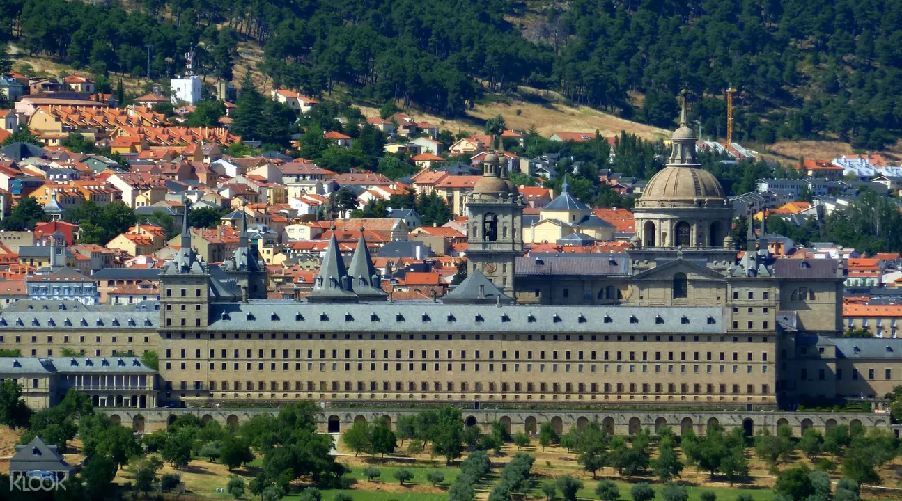 Royal Monastery Of El Escorial Half Day Tour With Transfers For