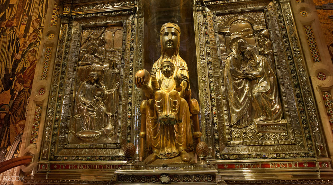 Montserrat Tour by Cogwheel Train or Bus - Klook