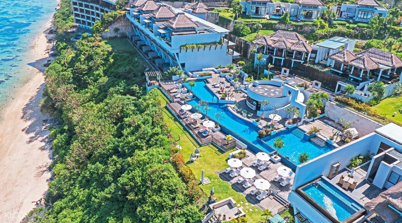 Afternoon Tea Experience in Samabe Bali Suites & Villas, Indonesia