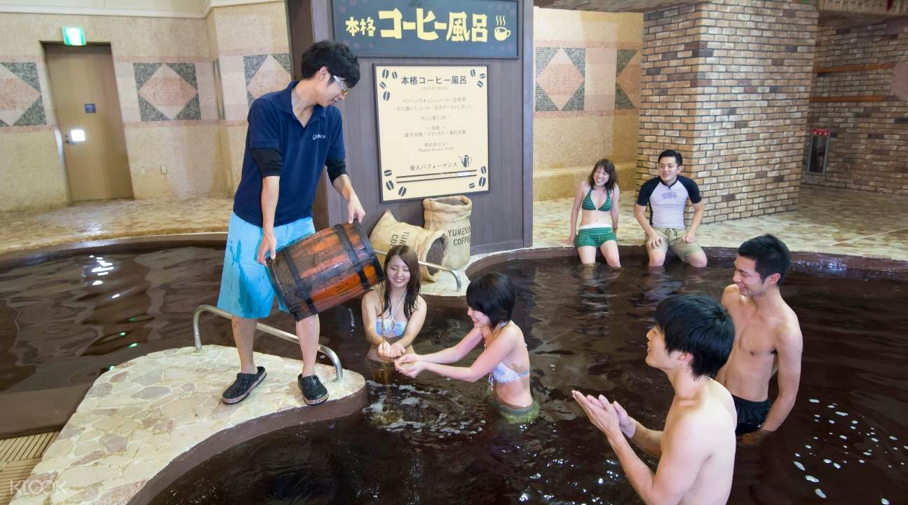 Hakone Kowakien Yunessun Hot Spring Theme Park One Day Ticket from