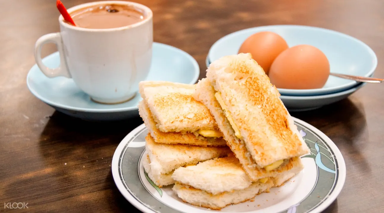 東亞餐室咖椰吐司早餐