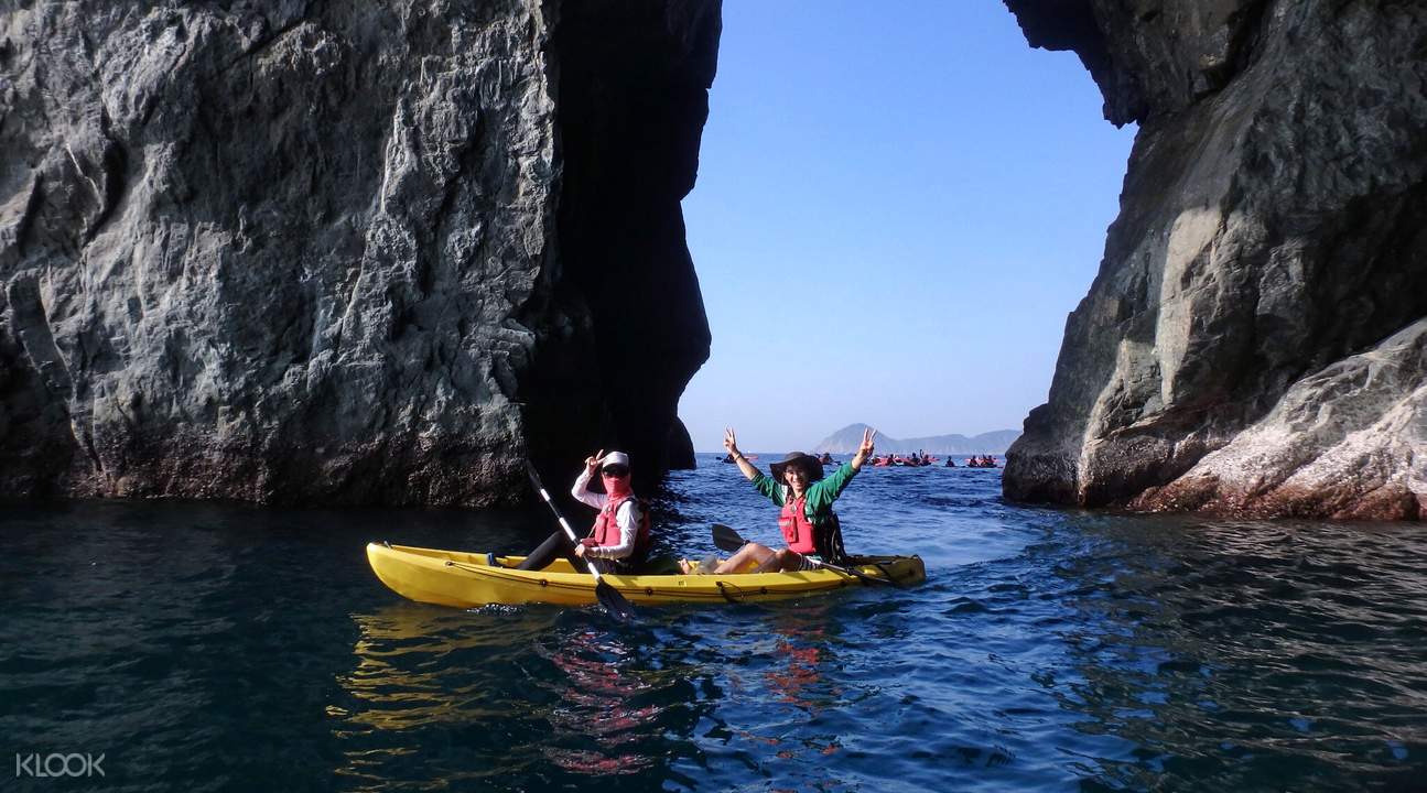 东澳乌岩角独木舟 海蚀洞秘境探险