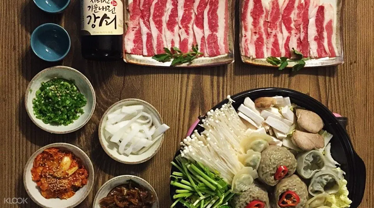 Jalppajin荞麥面(光化門店)柚子白切豬肉