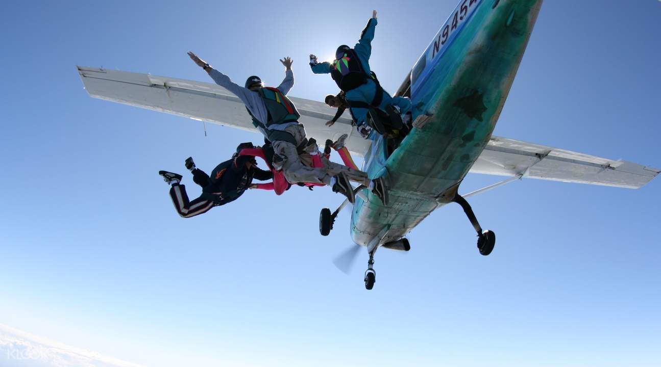 [SALE] Thrilling Oahu Skydiving Experience with Skydive Hawaii Ticket KD
