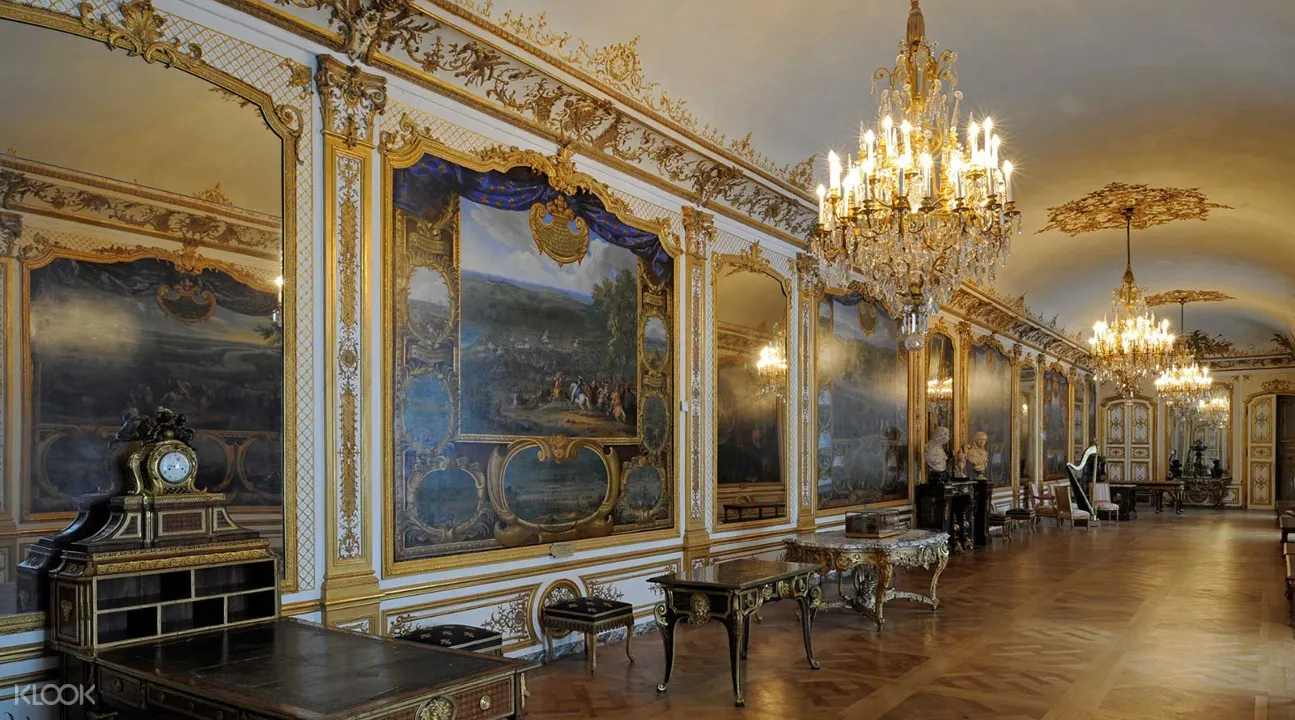 Chantilly Castle And Prince De Conde S Great Stables Day Tour From