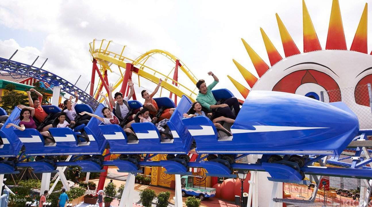 Discount Ocean Park Tickets with Transfer and Meal - Klook Australia
