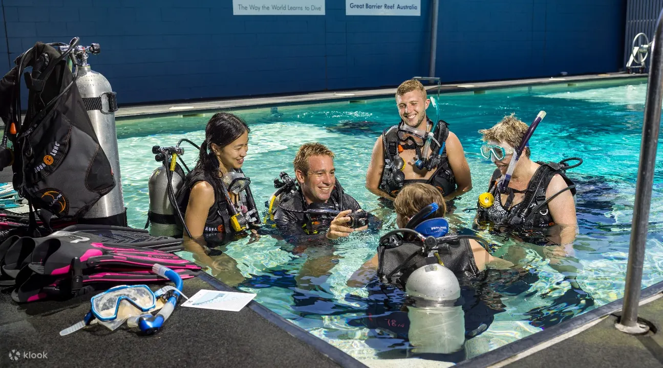 PADI 五天学潜水课程