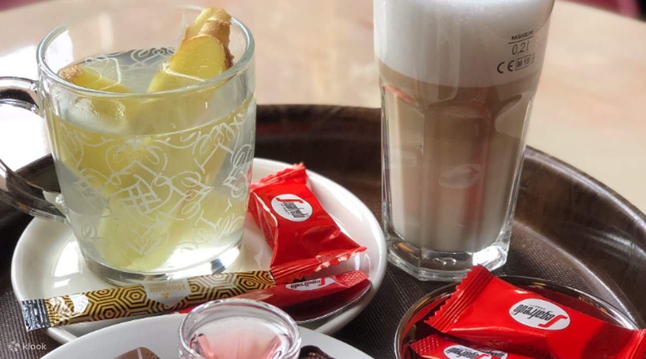 grand cafe restaurant centraal station amsterdam