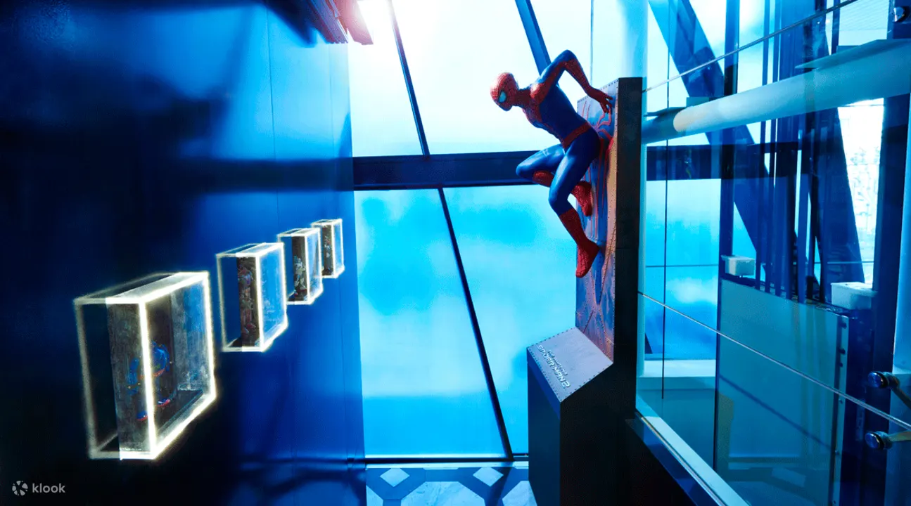 superhero action figures travel seoul