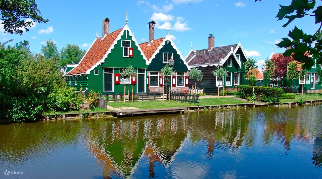 Volendam, Edam & Zaanse Schans Windmill Village Day Tour from Amsterdam