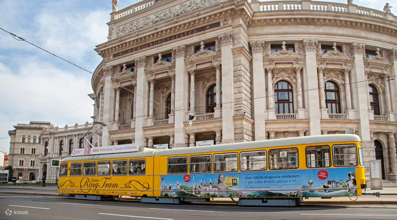Ringstrasse vienna tram hi-res stock photography and images - Alamy