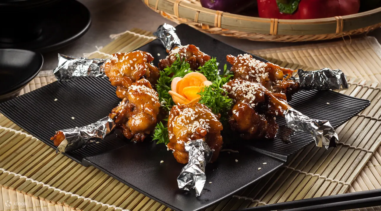 boxing chicken wok master farrer park singapore