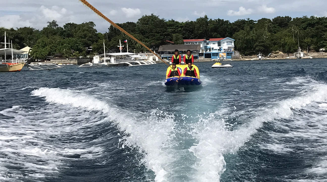 tarifas de parasailing en Mactán