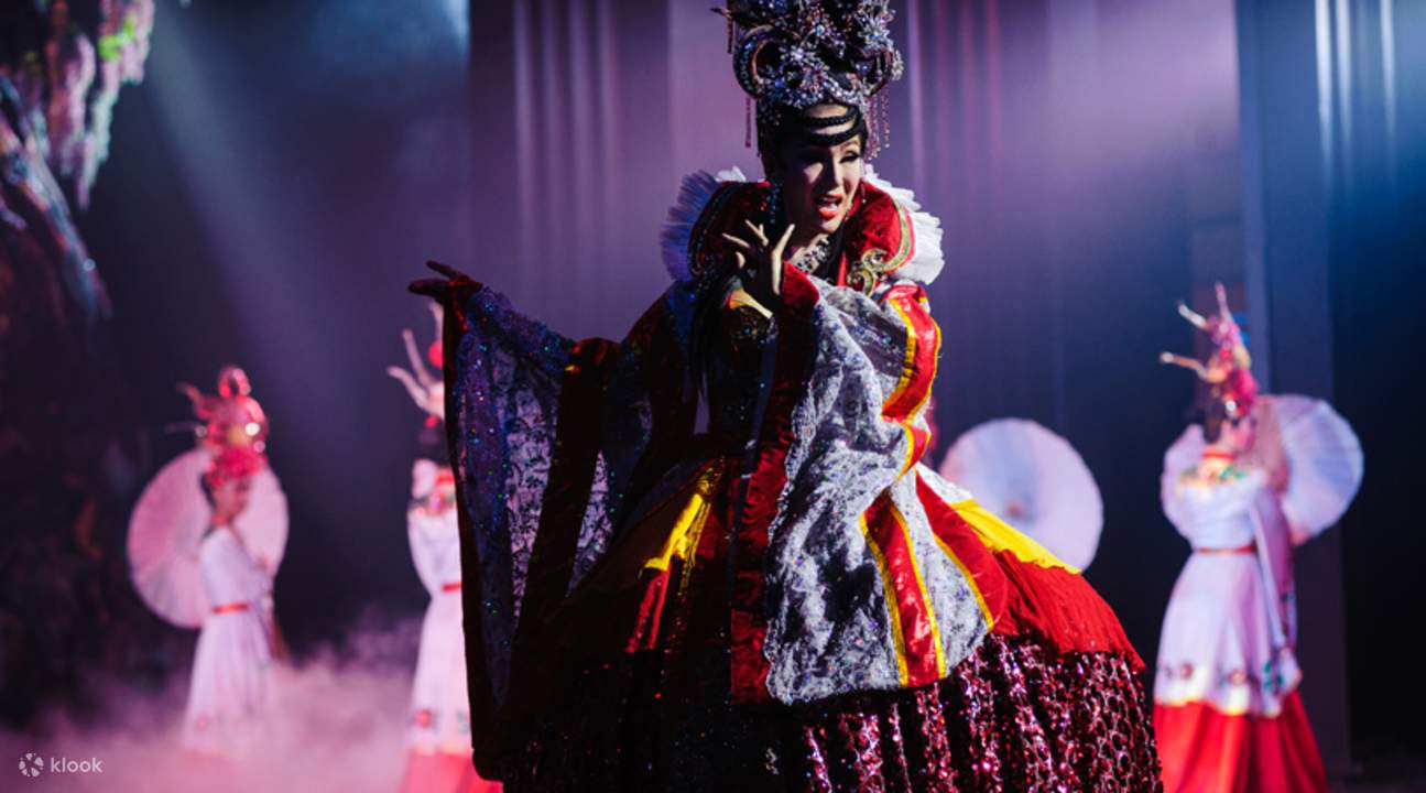 파타야 알카자 카바레 쇼