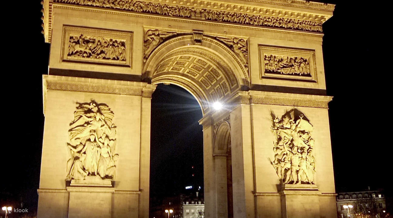 Champs-Élysées Walking Tour With Arc de Triomphe Entry – Paris