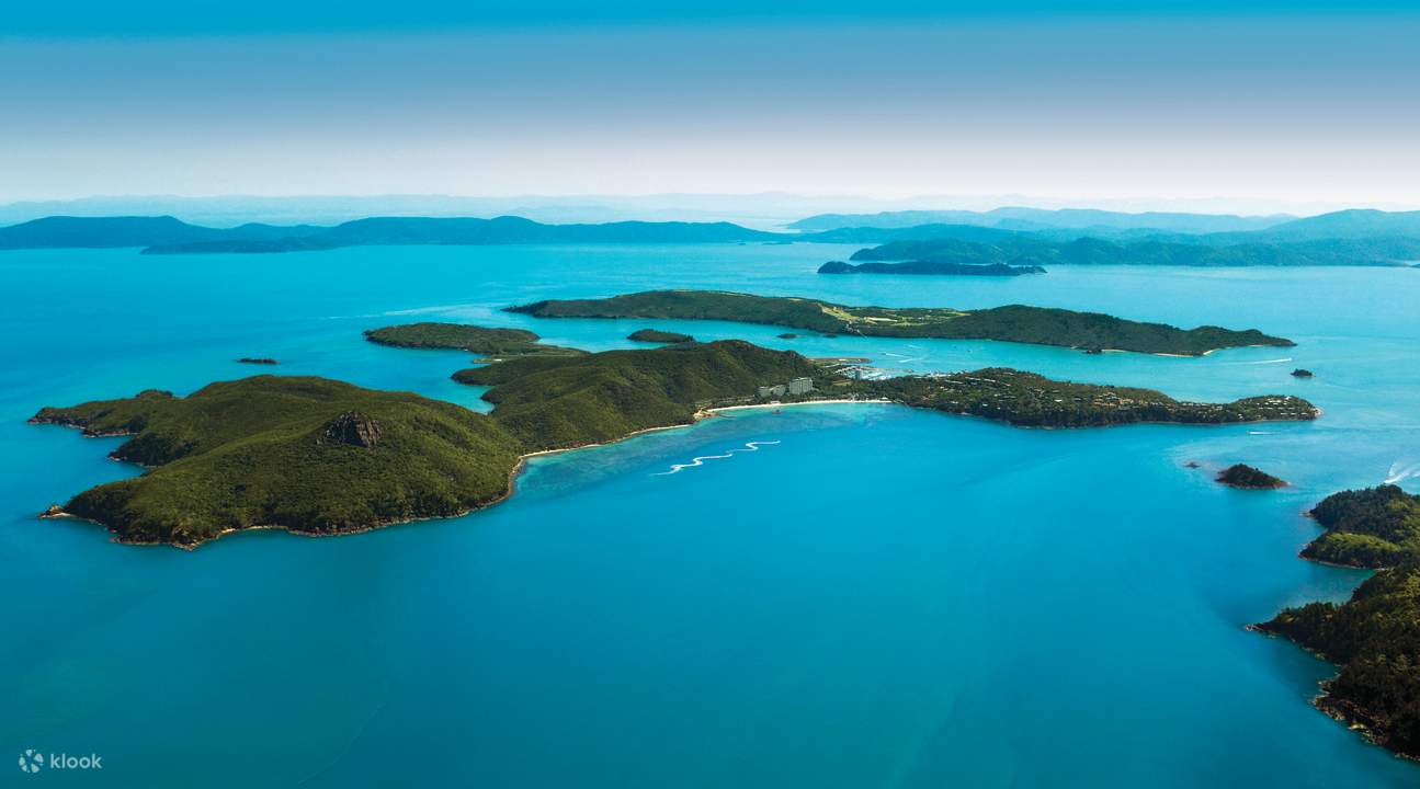 Whitehaven Beach and Hamilton Island Full Day Cruise from Airlie Beach