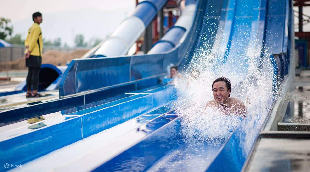 tube trek water park chiang mai