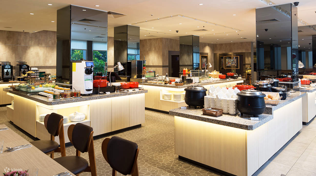 Interior of The FernTree Cafe at Hotel Miramar Singapore