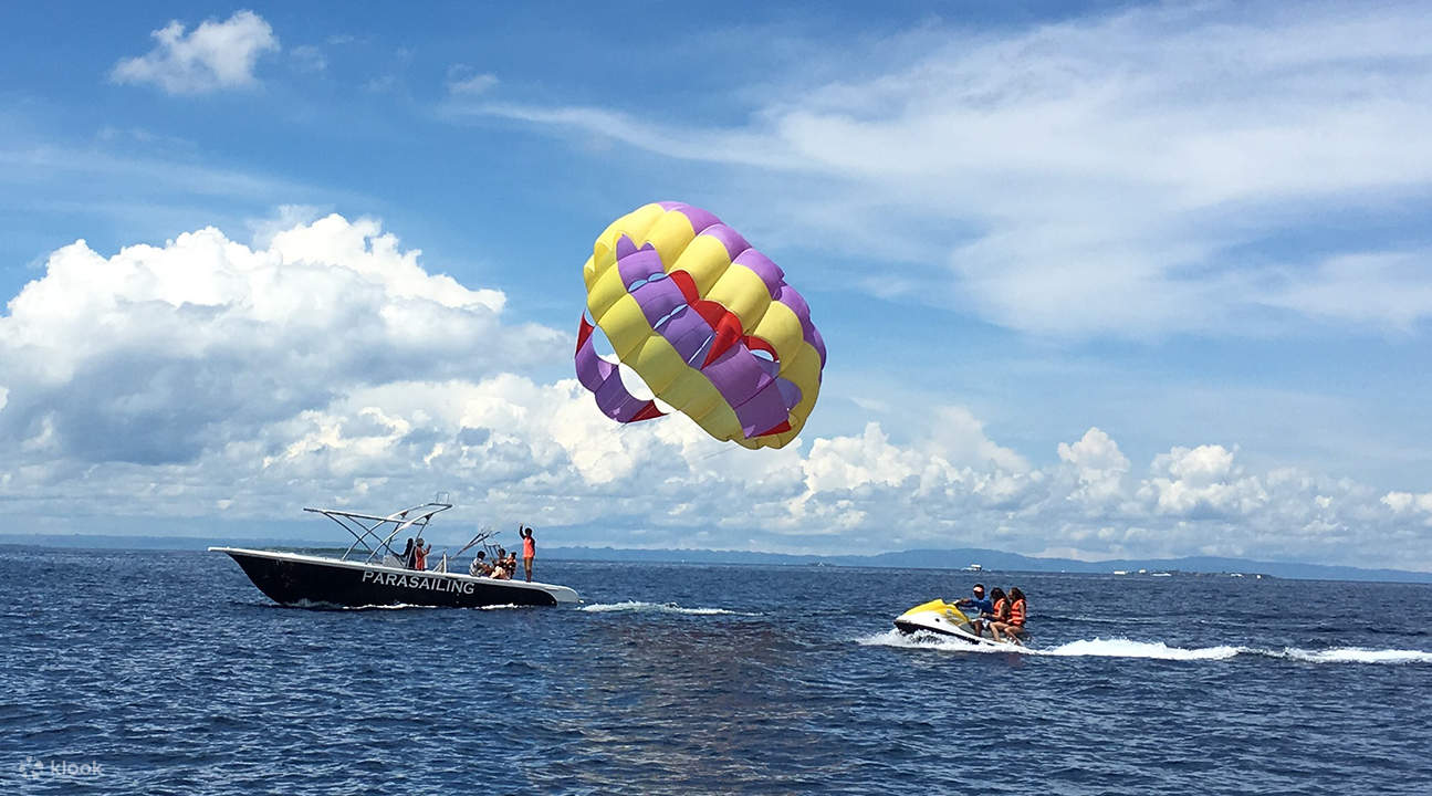 parasailing en Mactán