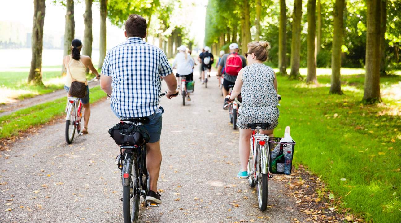 Versailles Bike Tour from Paris with Skip the Line Access to the Château Klook