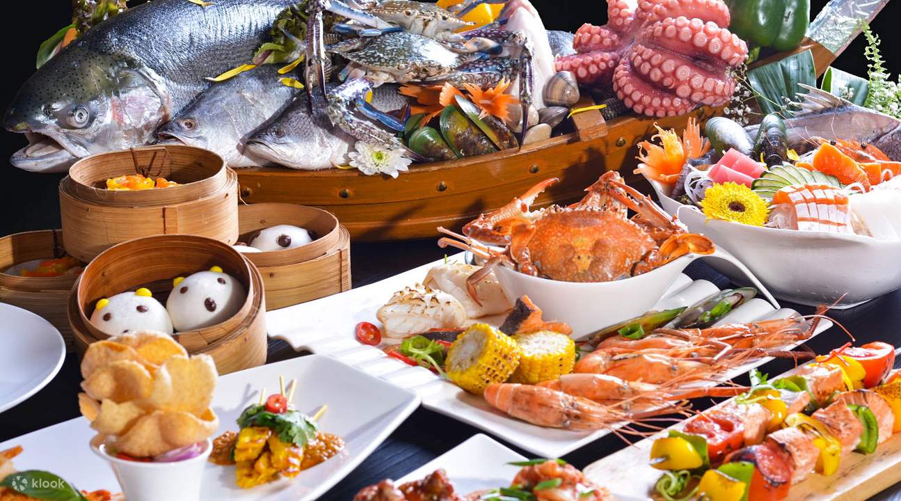 International Buffet at The Café at Windsor Suites Hotel Bangkok