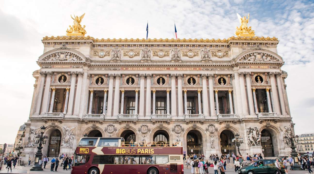 Paris sightseeing tour