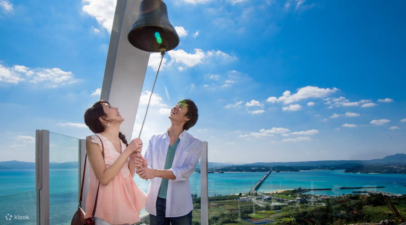 пара в океанической башне Коури