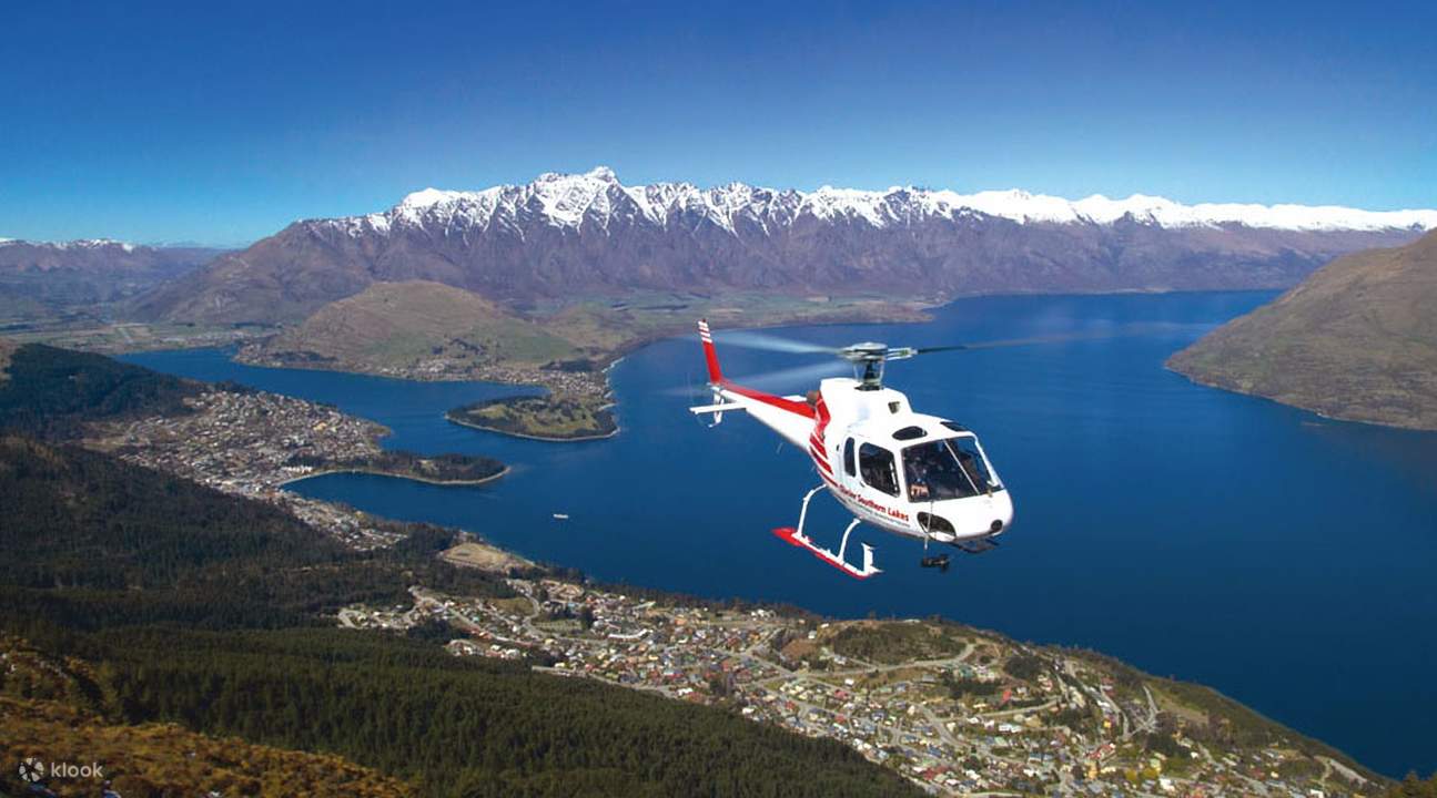 Helicopter Flight to Milford Sound