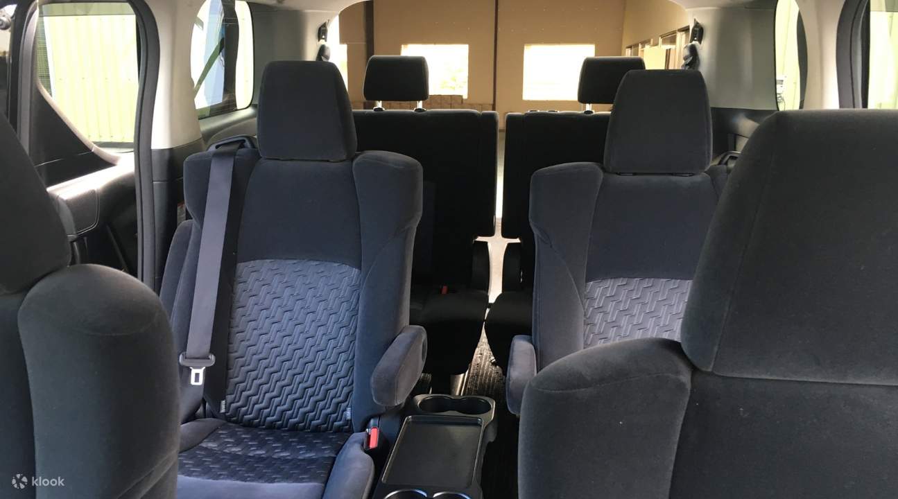 interior rental mobil pribadi Hokkaido