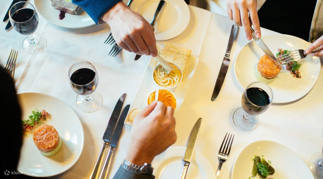 the colonial tramcar restaurant melbourne australia