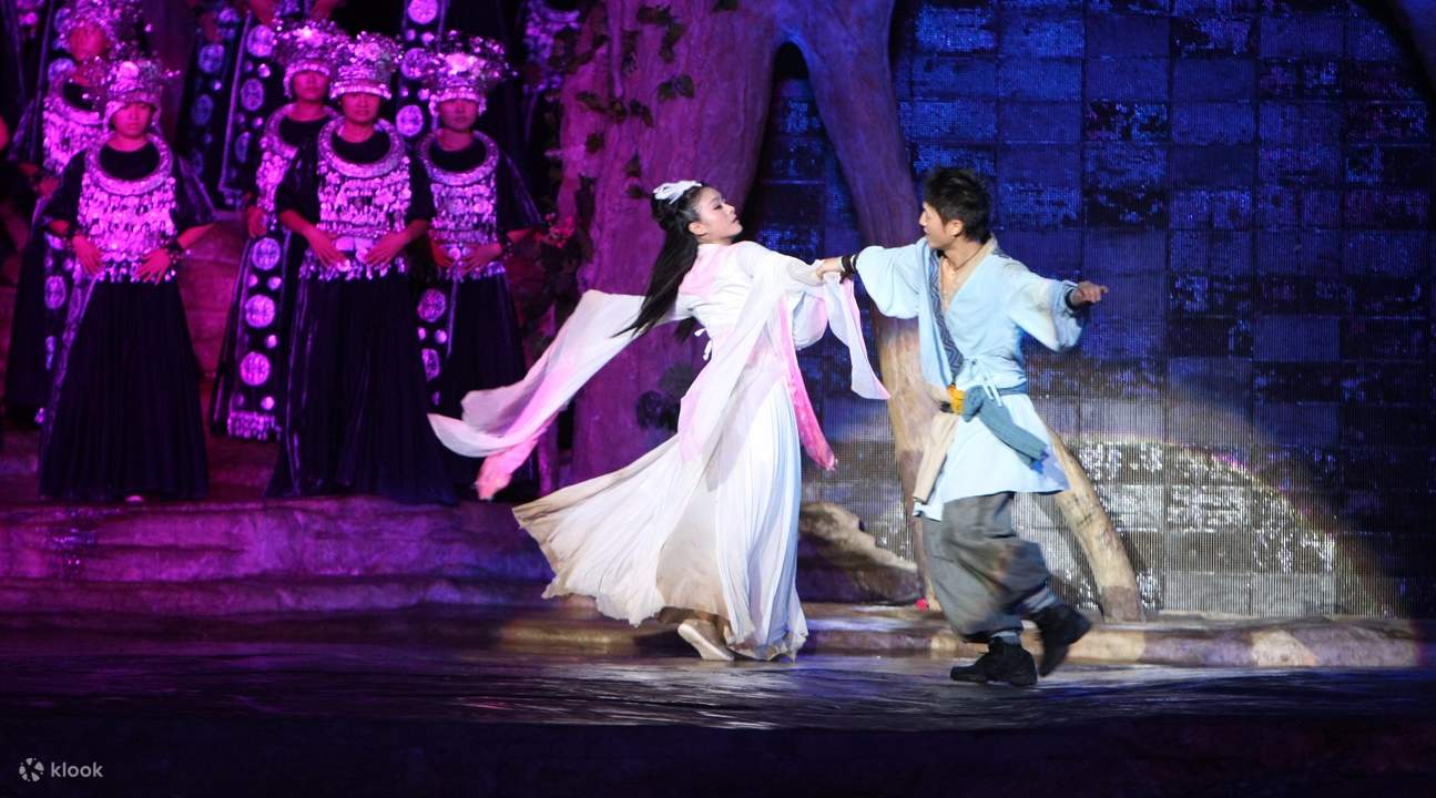 la fata volpe e il boscaiolo nel Tianmen Fox Fairy Show