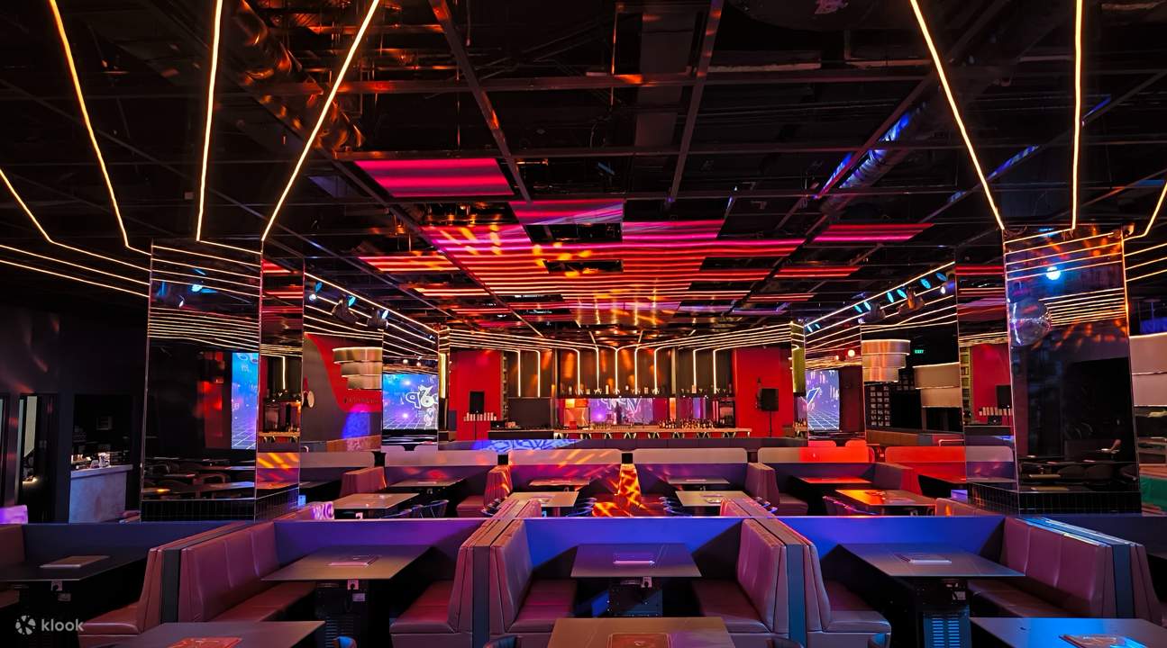 VPop Live在馬尼拉灣阿亞拉購物中心舉行