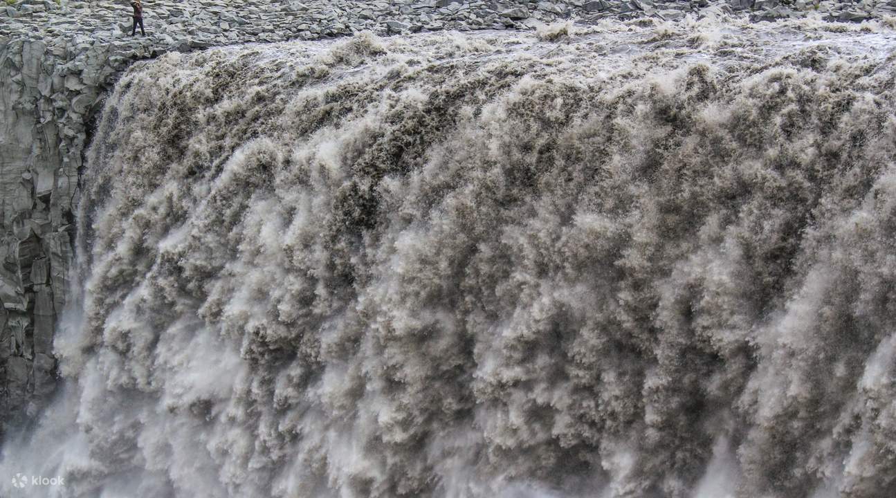 Dettifoss Waterfall Super Jeep