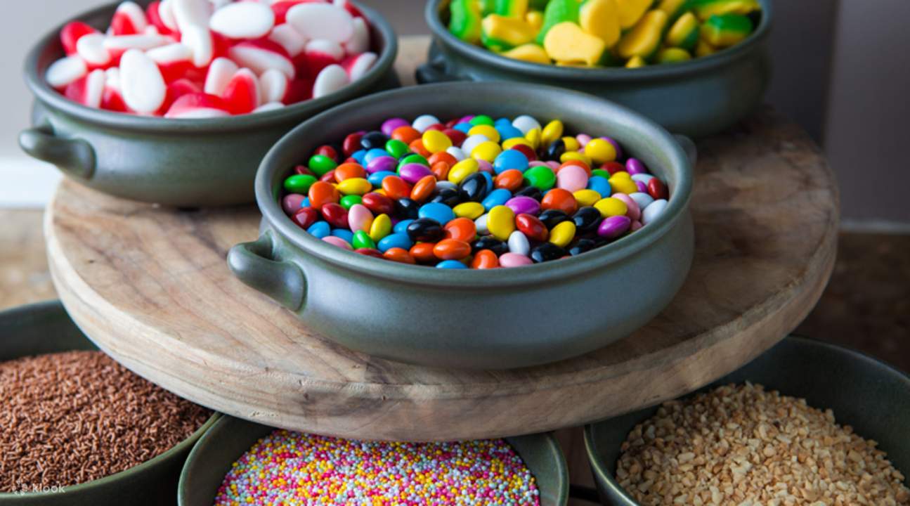 buffet waves restaurant watermark hotel gold coast 