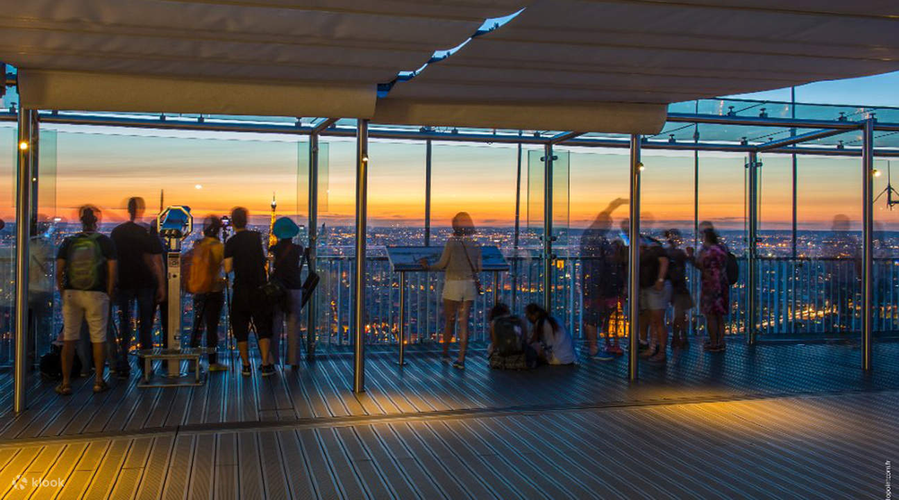 montparnasse tower panoramic observation deck 