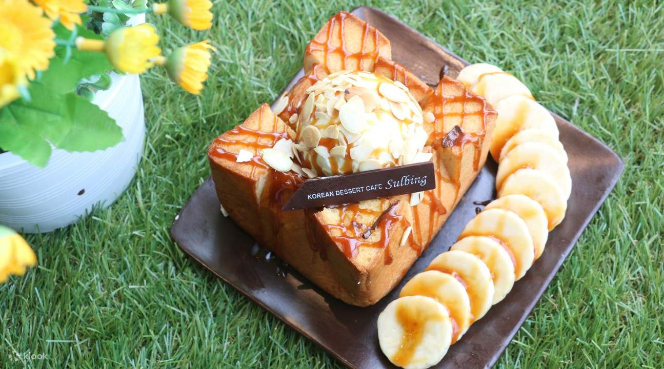 Injeolmi Honey Butter Bread at Sulbing Korean Dessert Cafe in Bangkok