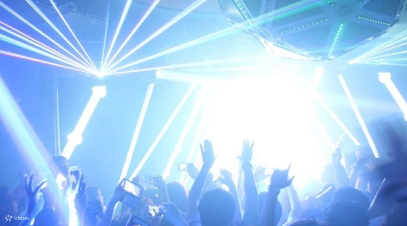 7 Day Unlimited Nightclub Pass in Tokyo