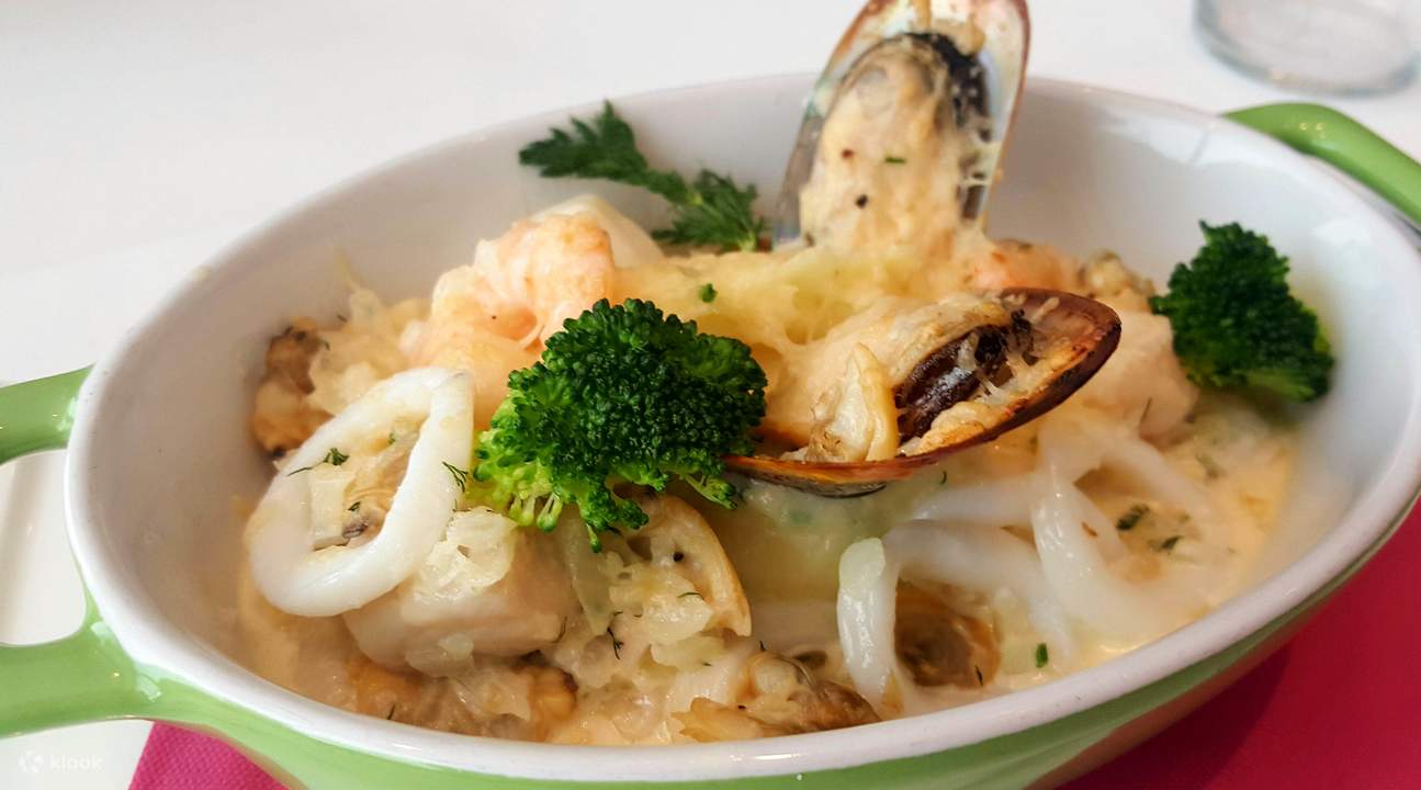 Champ Kitchen in Tsim Sha Tsui, Hong Kong (Discount Voucher) - Klook India