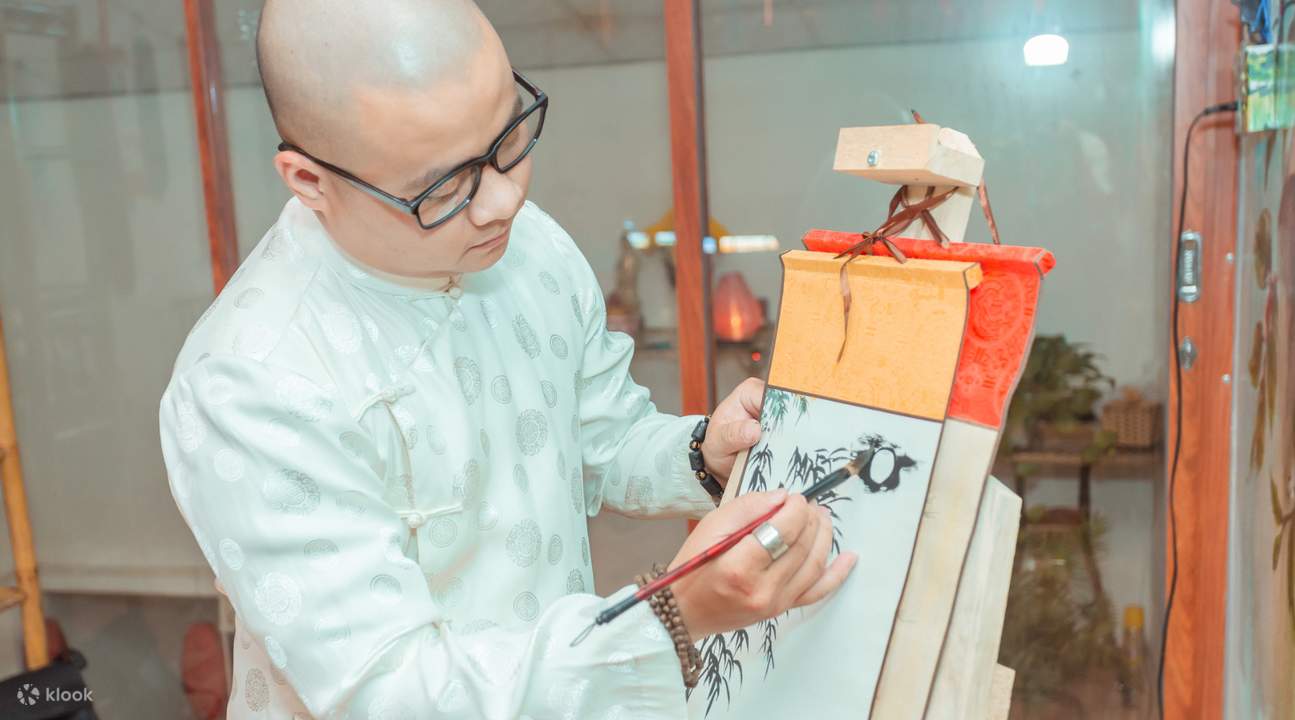 Giáo viên nghệ thuật nói tiếng Anh tại Việt Nam