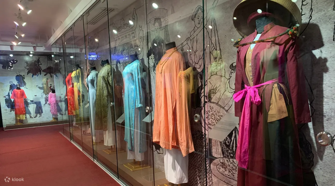 traditional vietnamese costume ao dai