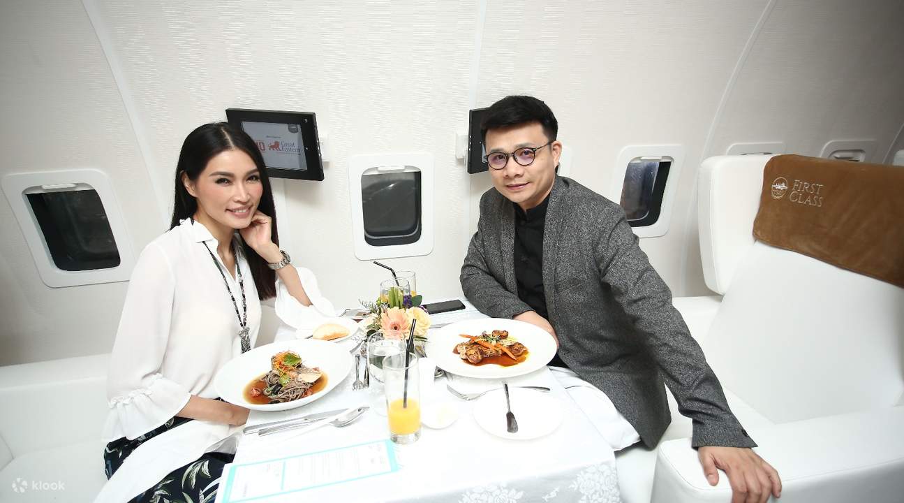 馬來西亞吉隆坡Plane in the City