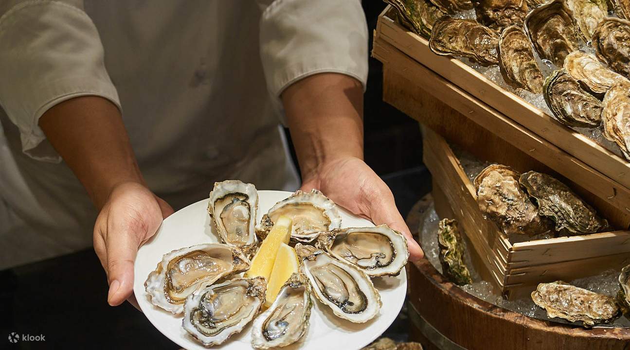 hàu tươi tại The Dining Room Buffet tại Grand Hyatt Erawan Bangkok