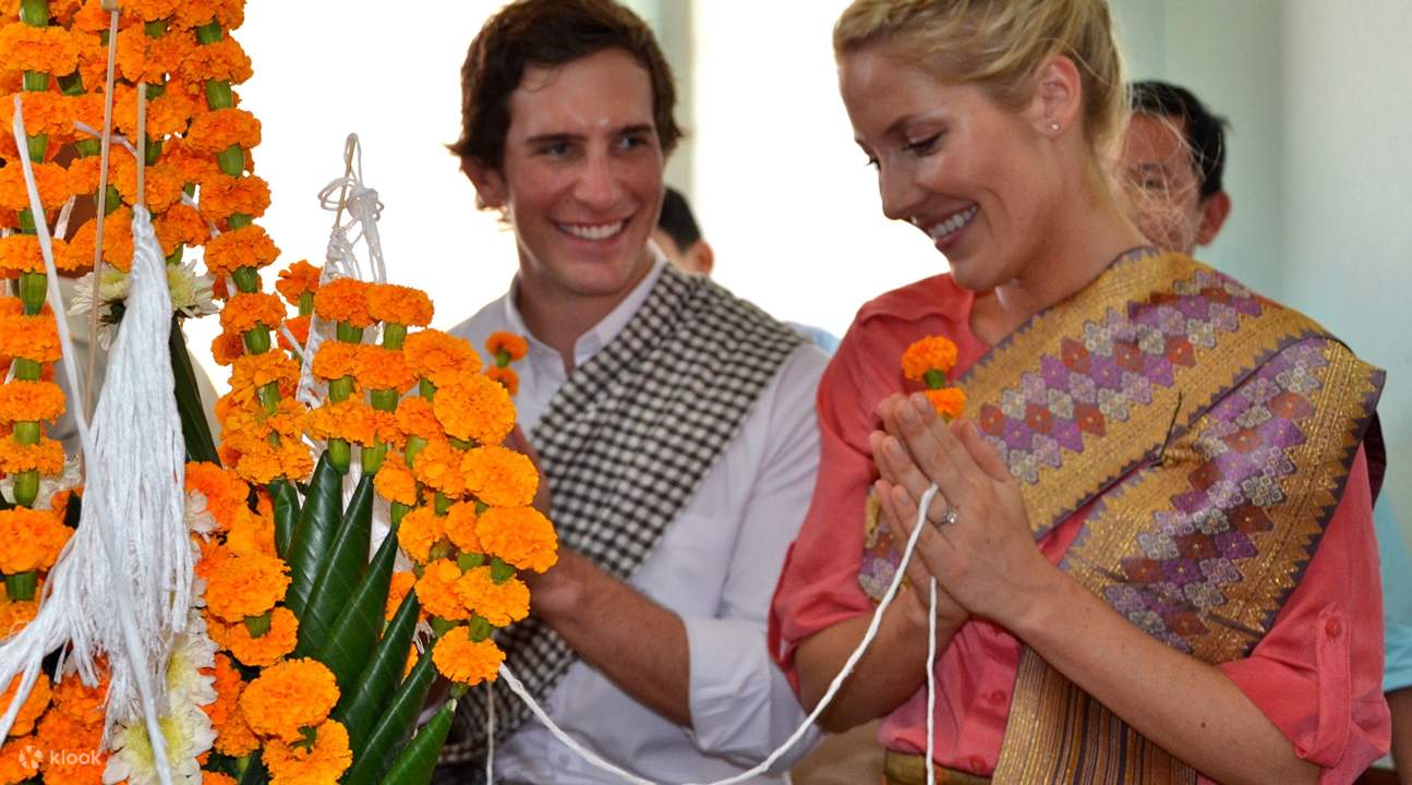 瑯勃拉邦的 baci 儀式